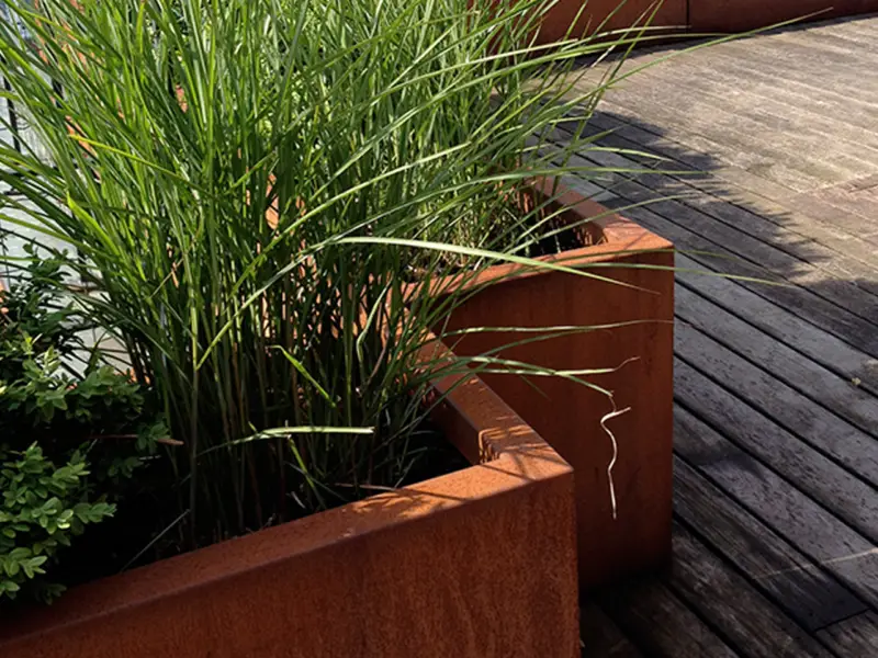 Retaining Wall Planter | Archipello.