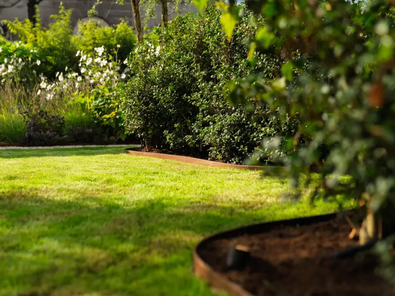 Curved edging | Archipello.