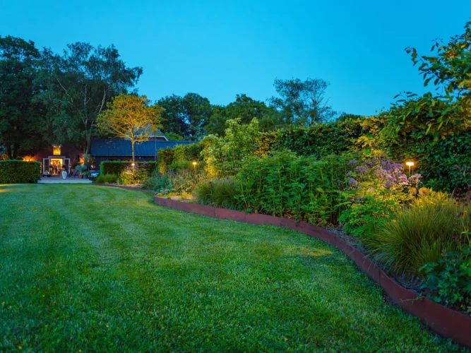 Flexible Garden Edging | Archipello.